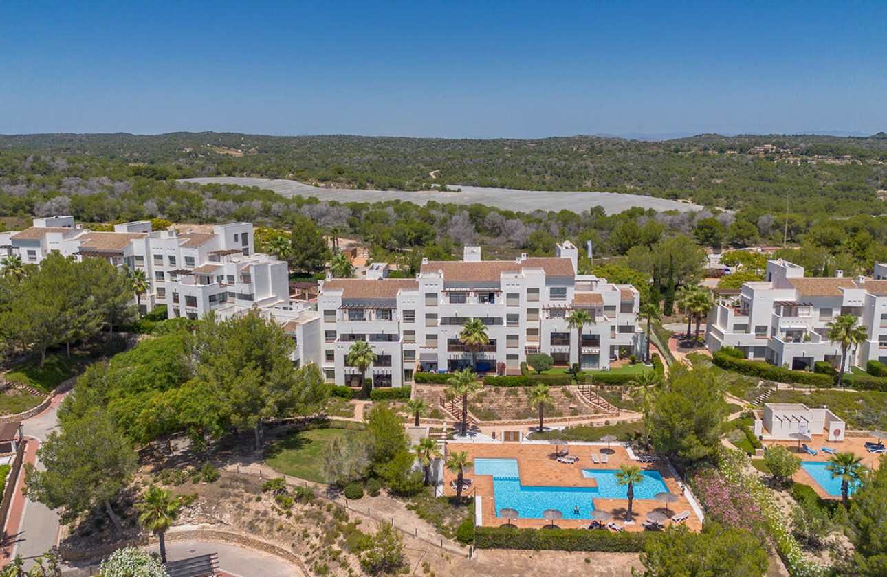 Resale - Apartment / flat - Orihuela - Las Colinas