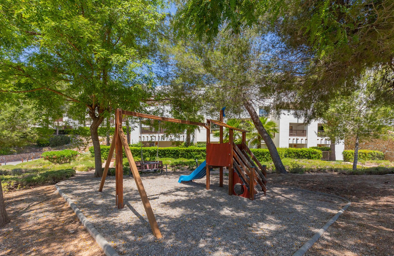 Resale - Apartment / flat - Orihuela - Las Colinas