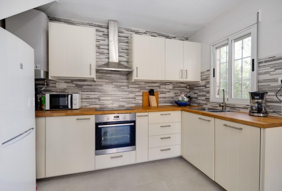 Resale - Bungalow - Torrevieja - El chaparral