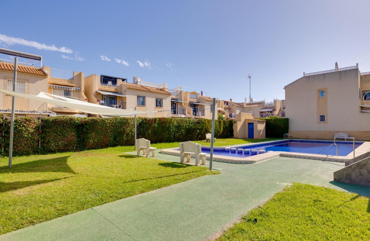 Resale - Bungalow - Torrevieja - El chaparral