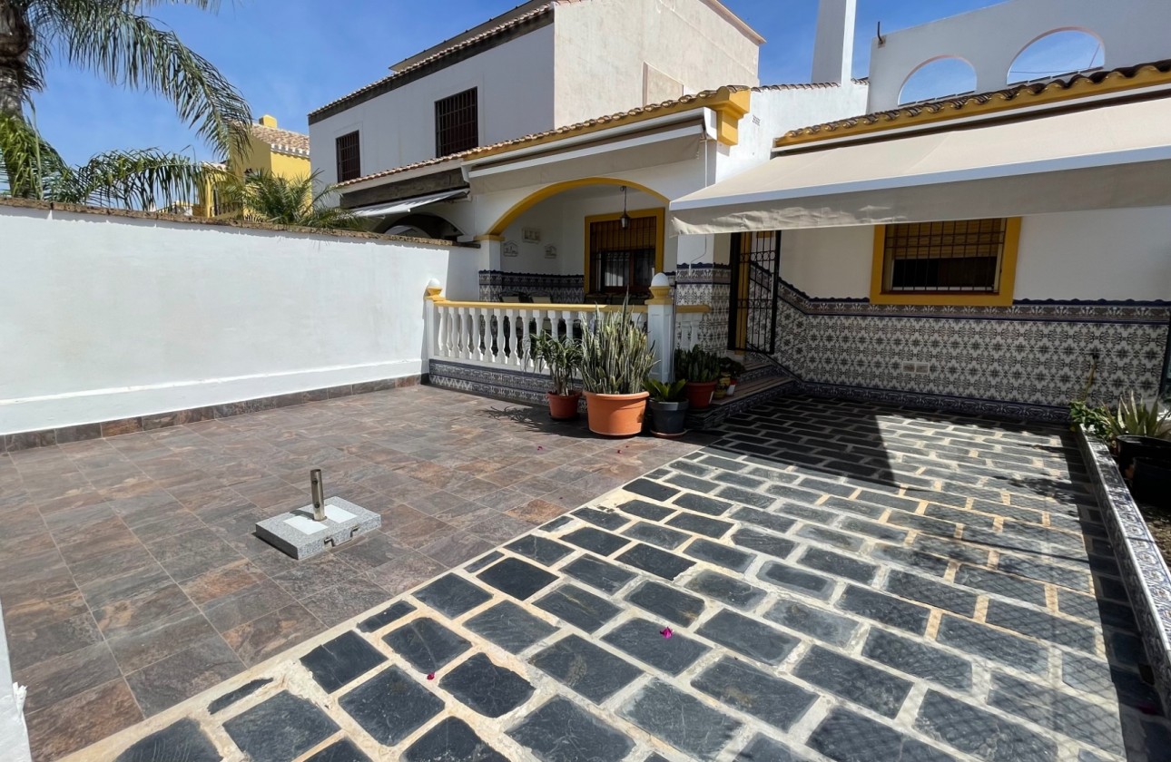 Resale - Villa - Torre de la Horadada - Costa Blanca