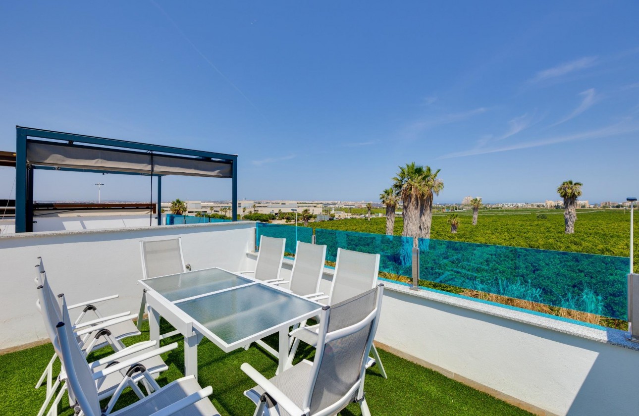 Reventa - Chalet - Torrevieja - Los balcones
