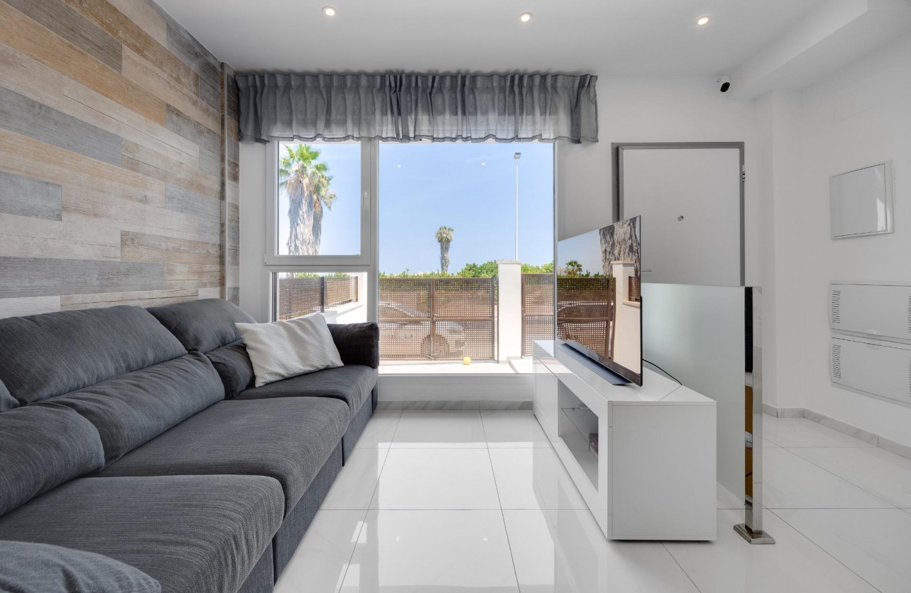 Reventa - Chalet - Torrevieja - Los balcones