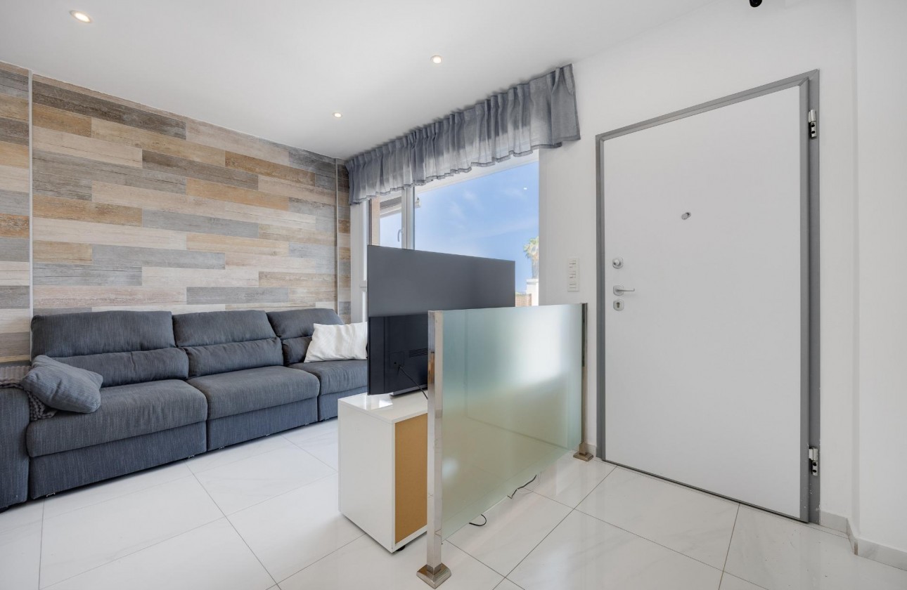 Reventa - Chalet - Torrevieja - Los balcones