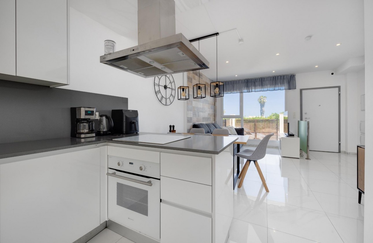 Reventa - Chalet - Torrevieja - Los balcones