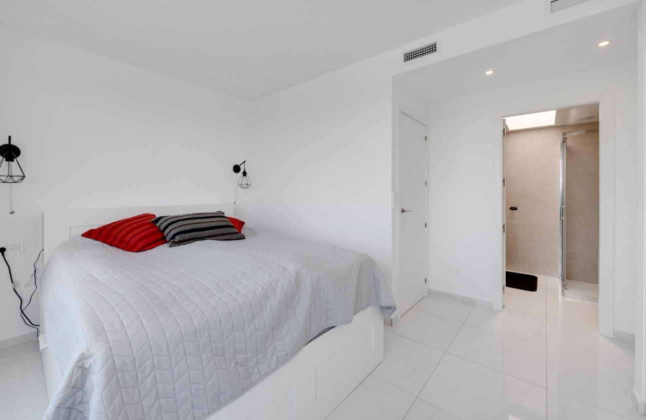 Reventa - Chalet - Torrevieja - Los balcones