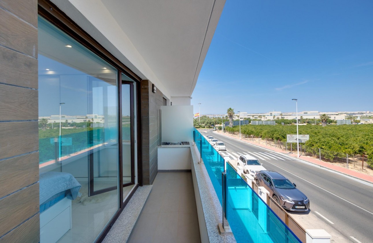 Reventa - Chalet - Torrevieja - Los balcones