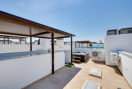 Reventa - Chalet - Torrevieja - Los balcones