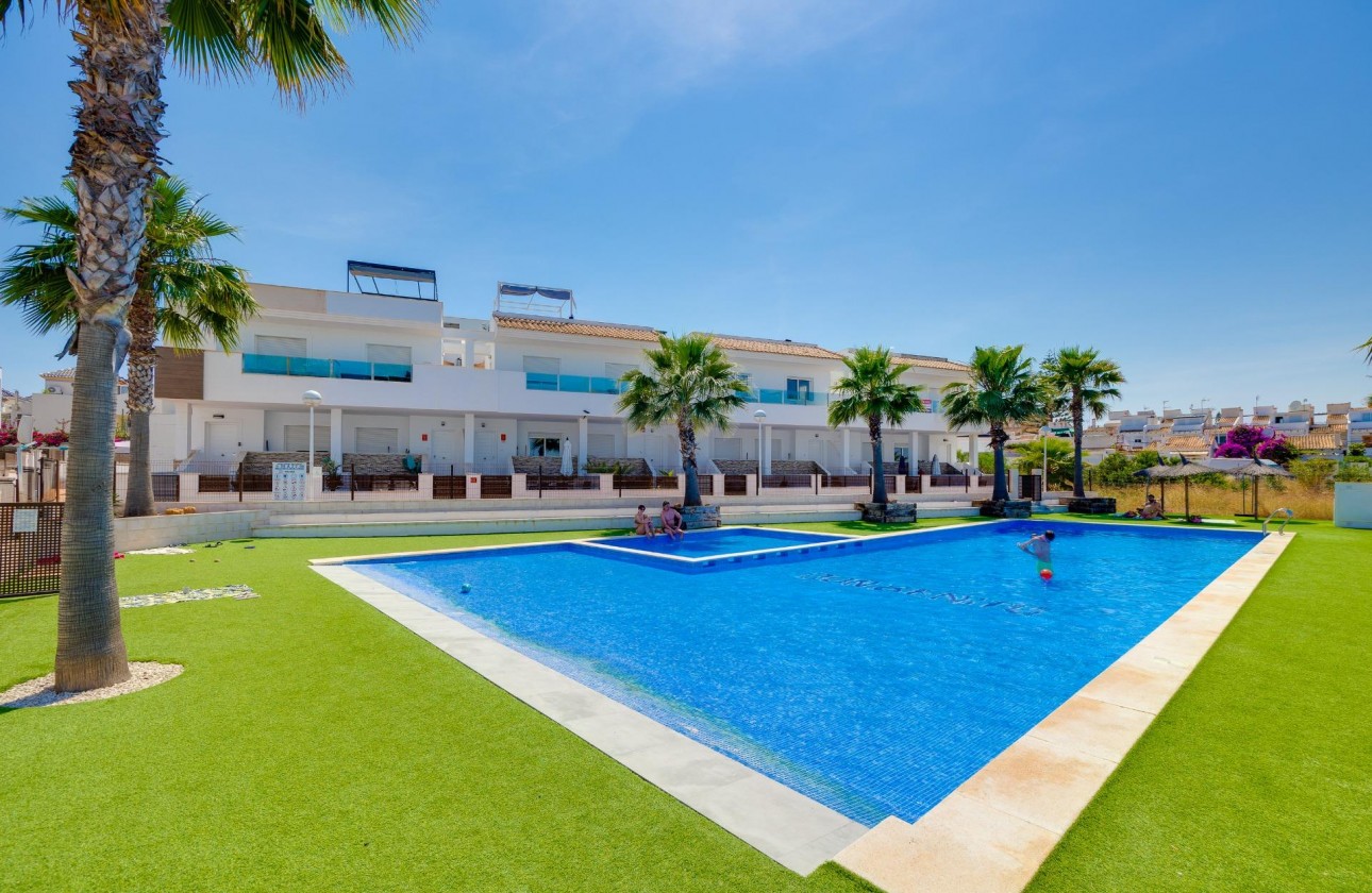 Reventa - Chalet - Torrevieja - Los balcones
