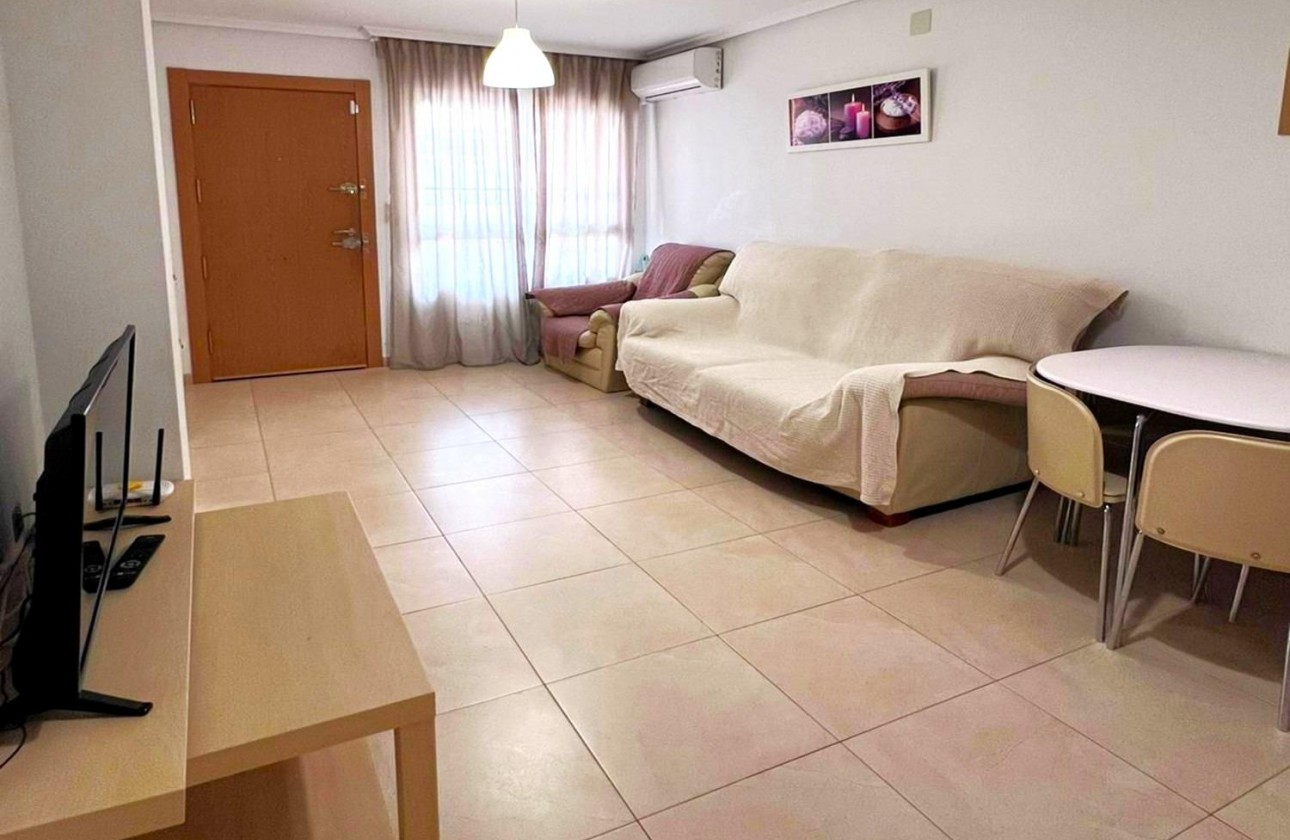Resale - Apartment / flat - Torrevieja - Playa de los Locos