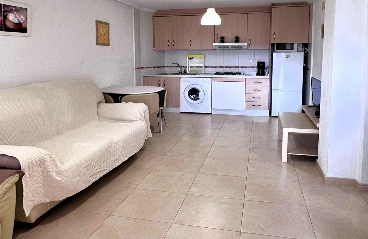 Resale - Apartment / flat - Torrevieja - Playa de los Locos