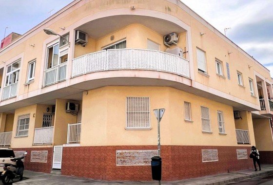 Resale - Apartment / flat - Torrevieja - Playa de los Locos