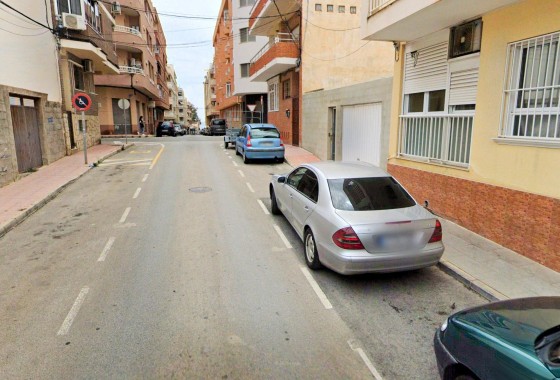 Resale - Apartment / flat - Torrevieja - Playa de los Locos