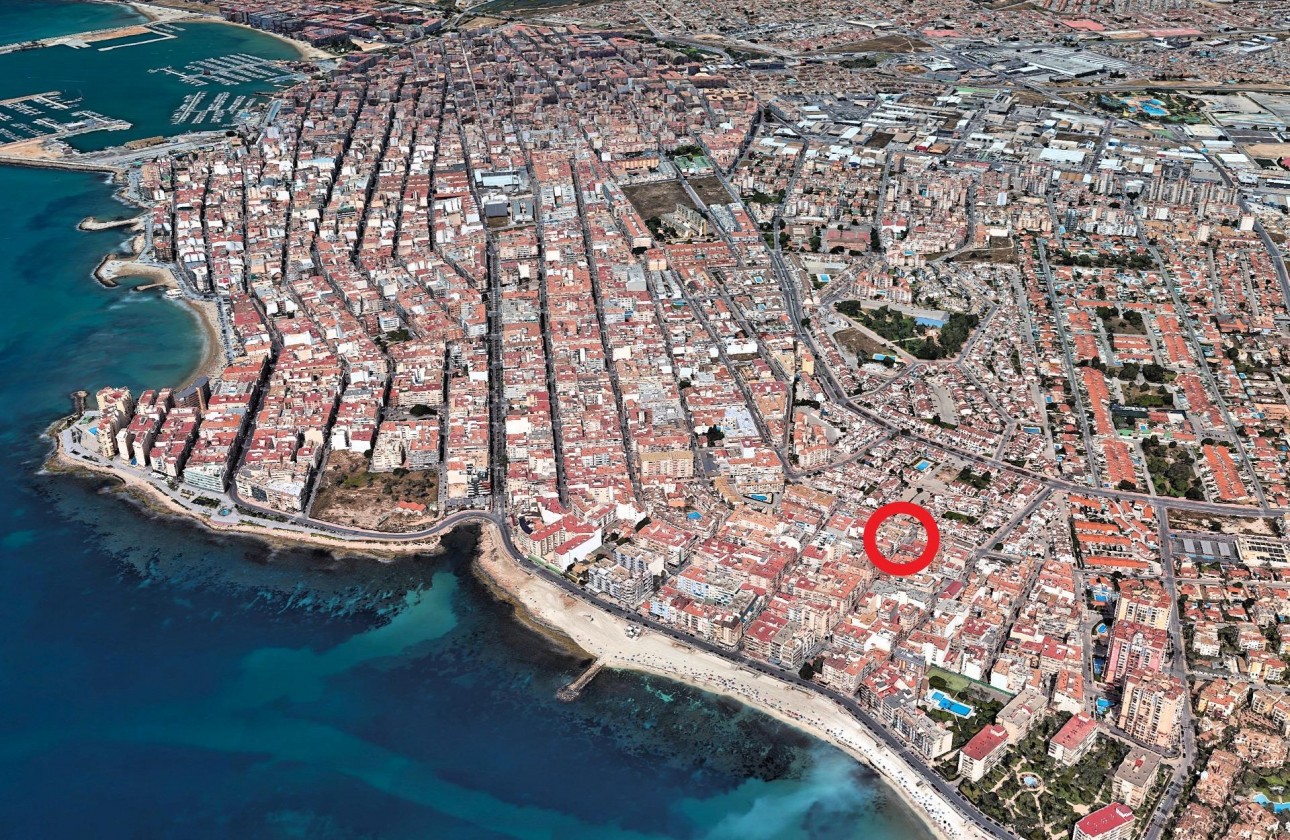 Resale - Apartment / flat - Torrevieja - Playa de los Locos