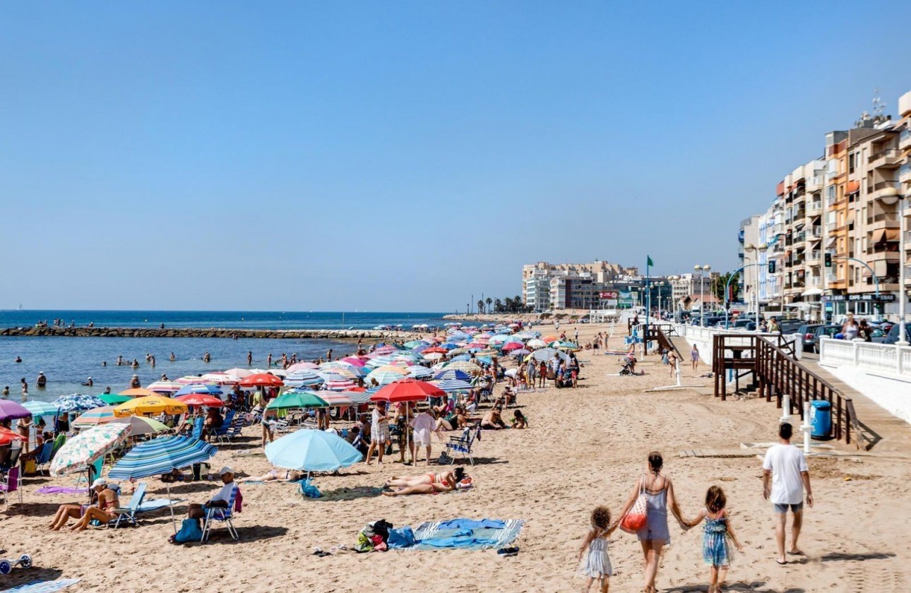 Resale - Apartment / flat - Torrevieja - Playa de los Locos