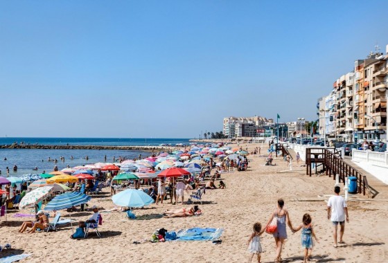 Resale - Apartment / flat - Torrevieja - Playa de los Locos