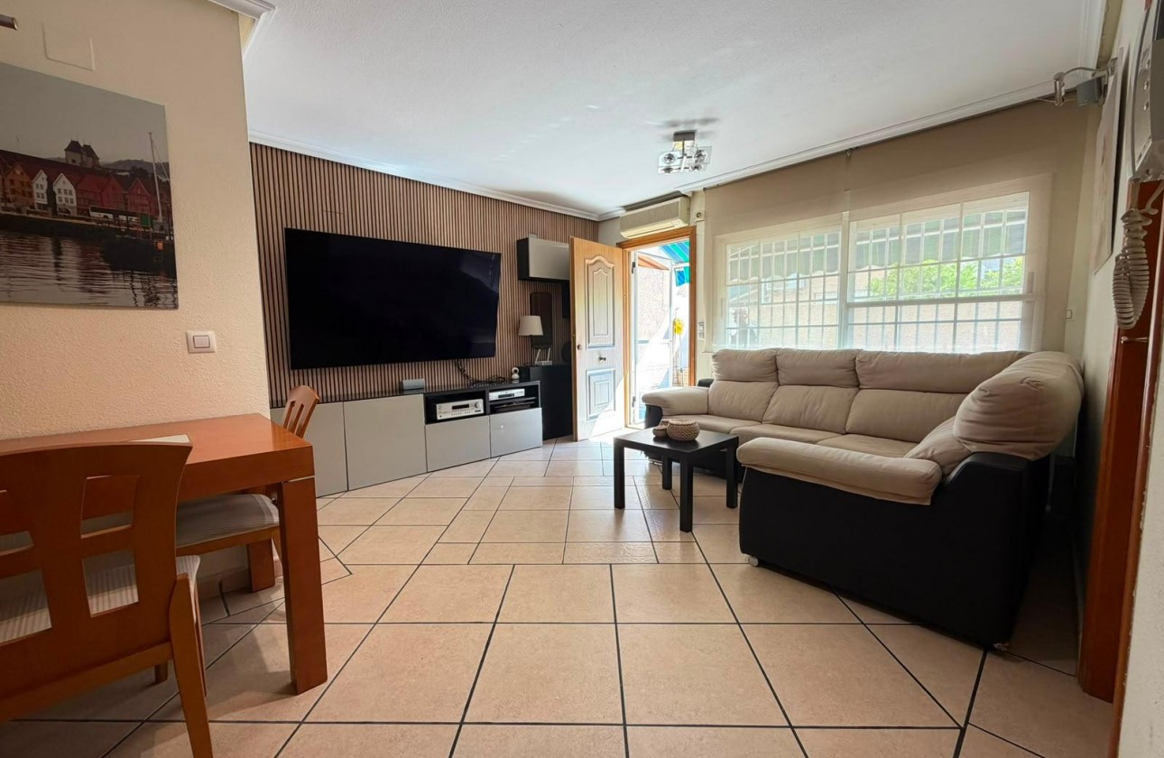 Resale - Quad House - Torrevieja - Carrefour