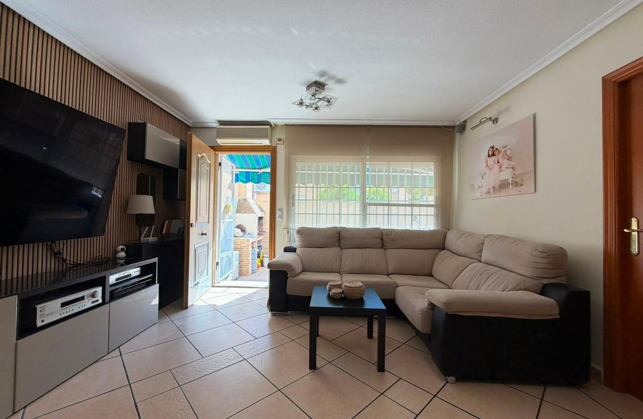 Resale - Quad House - Torrevieja - Carrefour