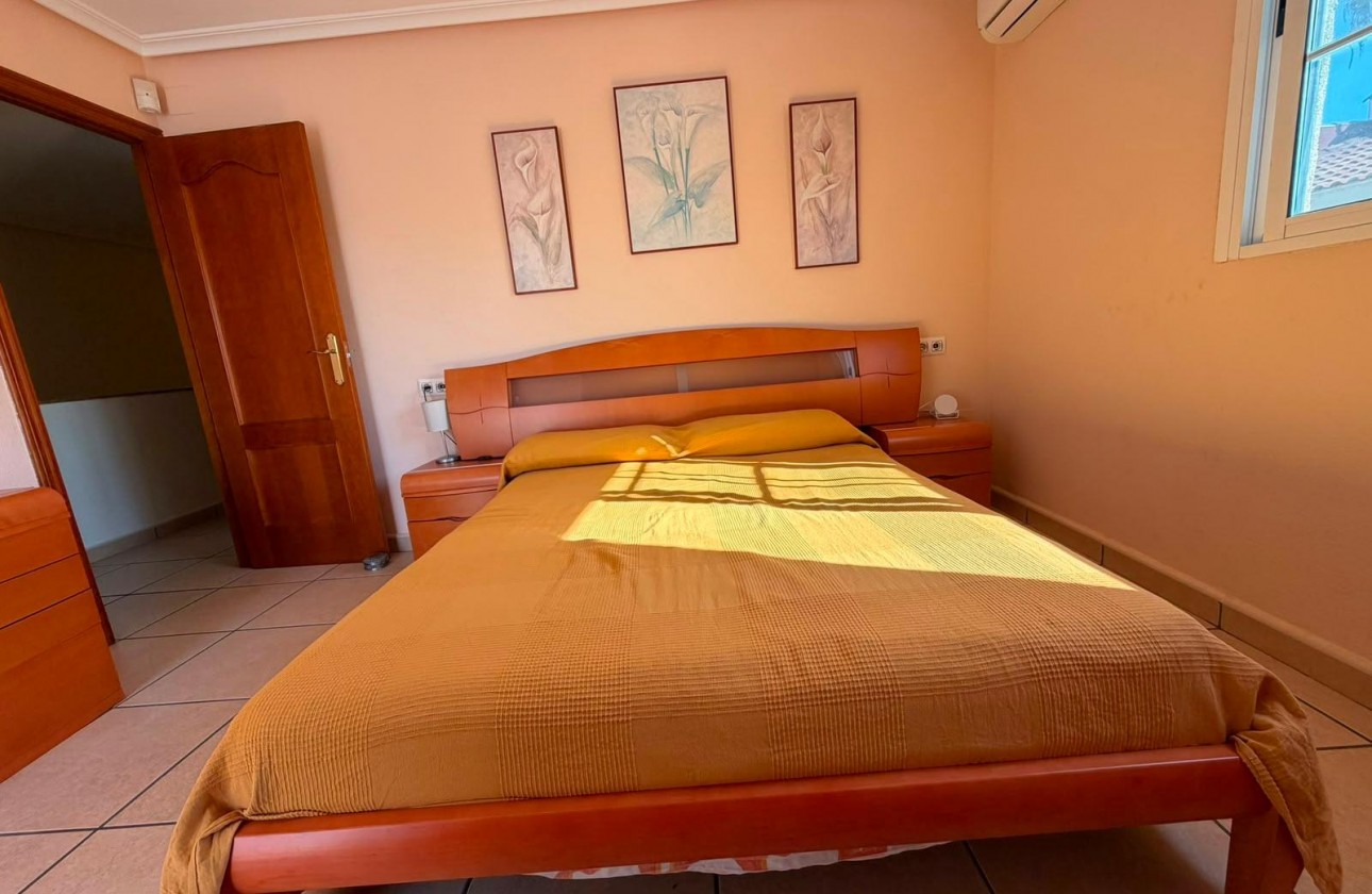 Resale - Quad House - Torrevieja - Carrefour