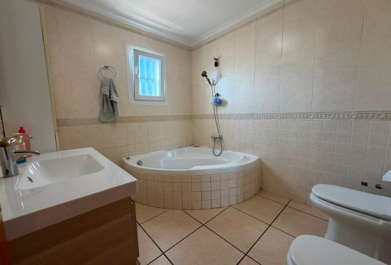 Resale - Quad House - Torrevieja - Carrefour