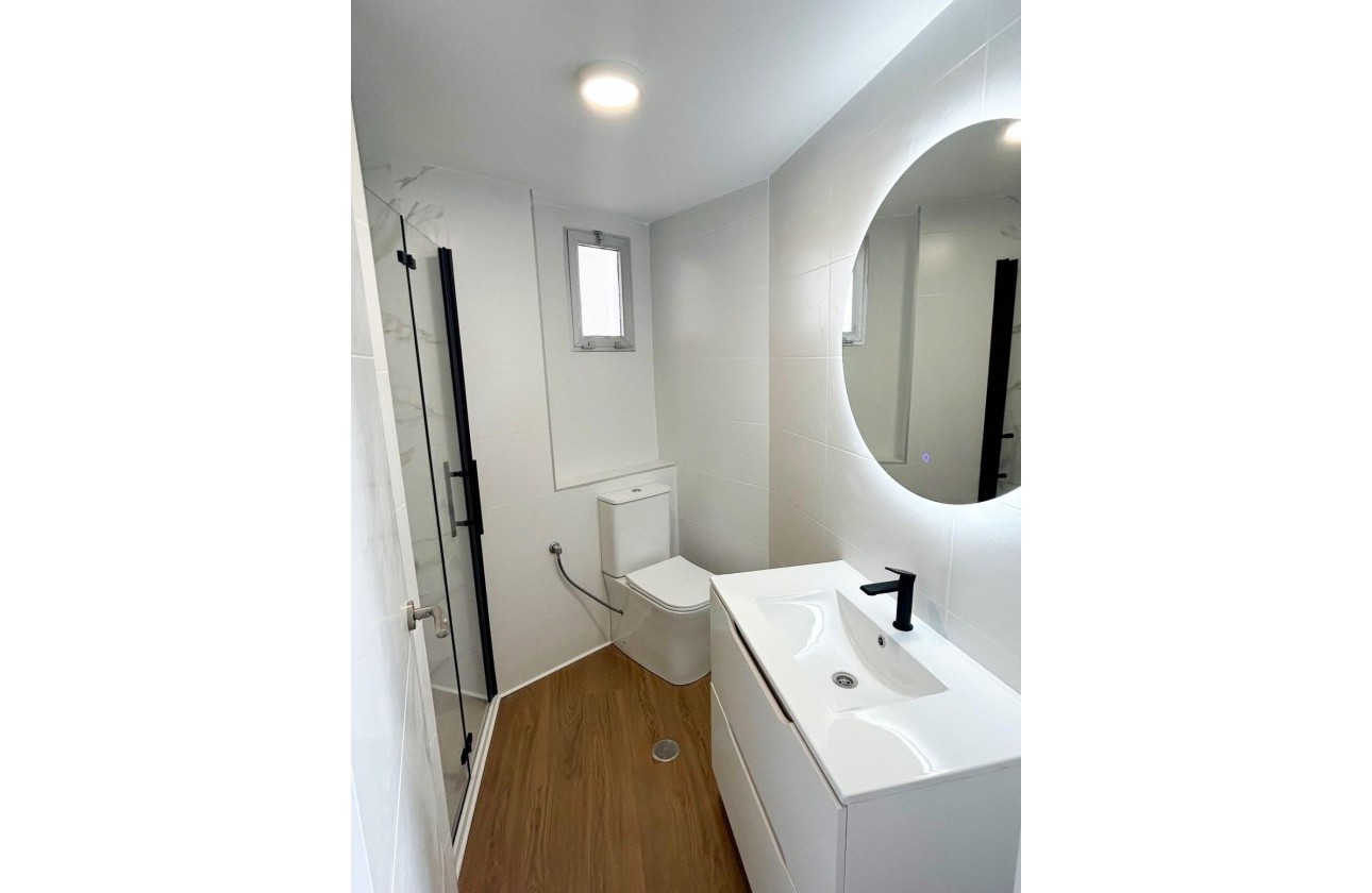 Resale - Apartment / flat - Orihuela Costa - La Regia