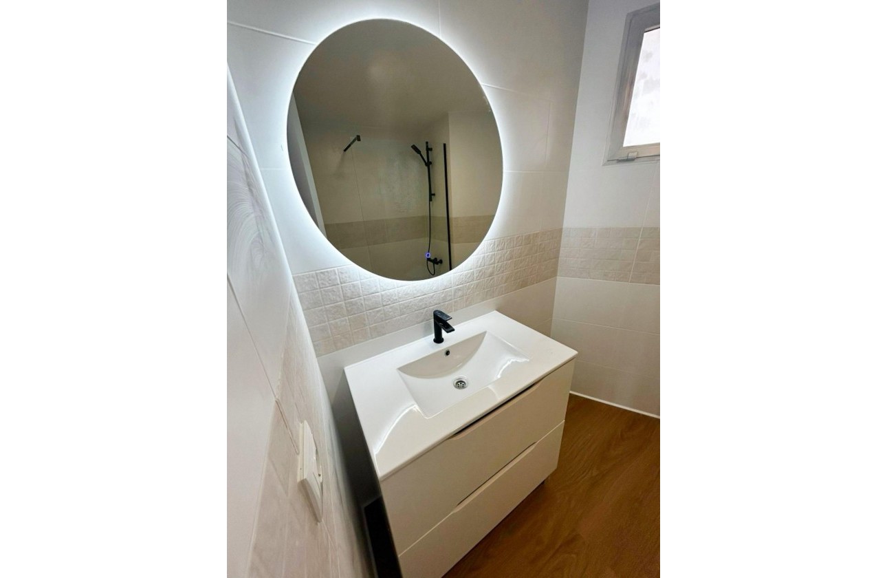 Resale - Apartment / flat - Orihuela Costa - La Regia