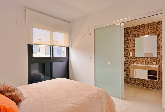 Resale - Apartment / flat - Orihuela - Inland