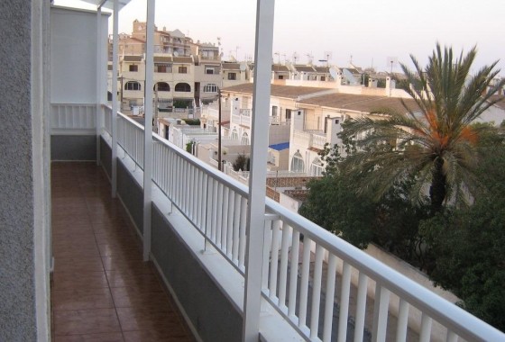Resale - Apartment / flat - Torrevieja - Estacion de autobuses