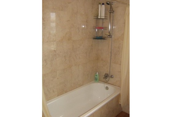 Resale - Apartment / flat - Torrevieja - Estacion de autobuses