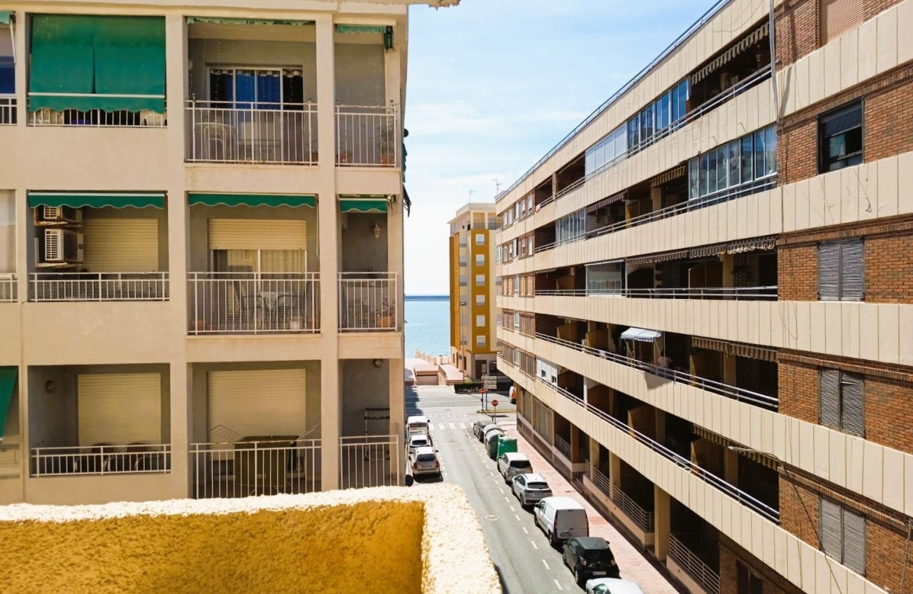 Resale - Apartment / flat - Torrevieja - Costa Blanca