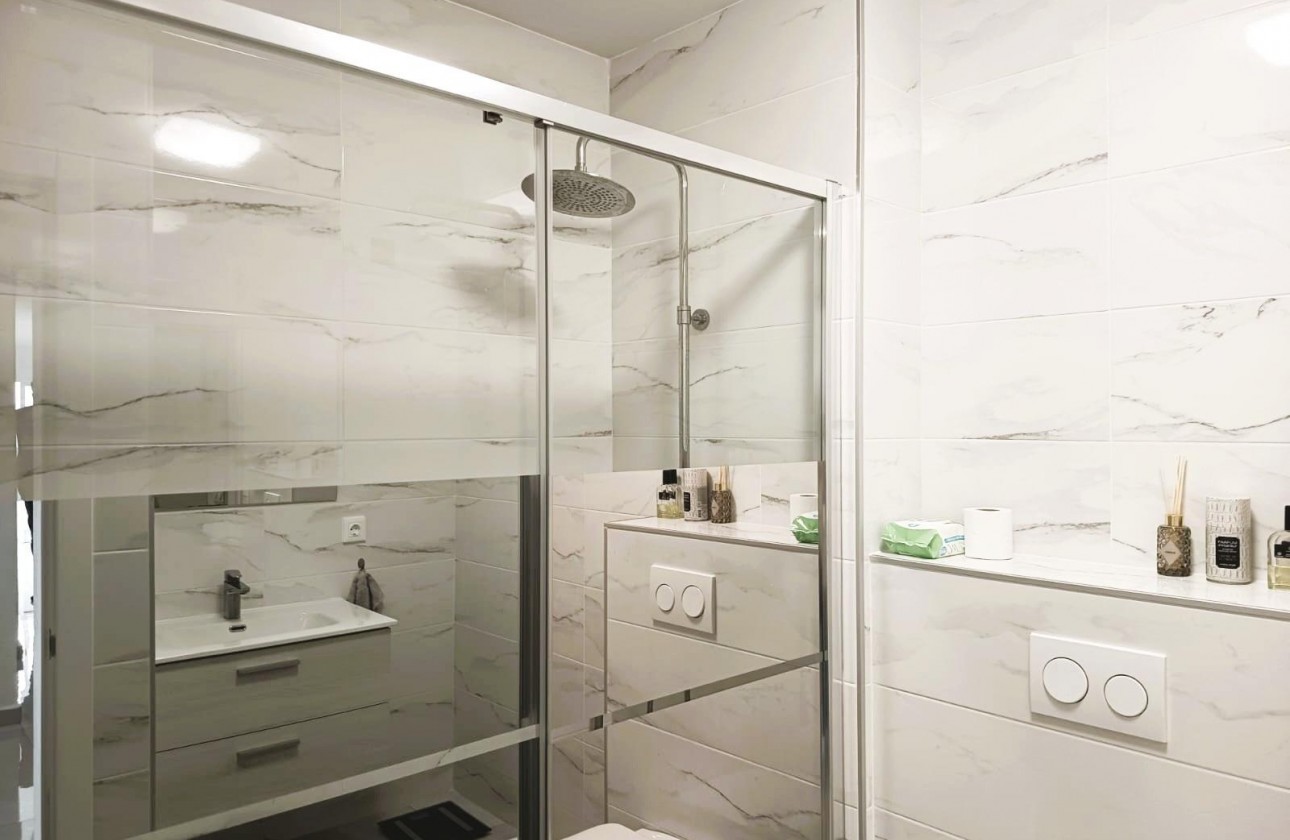 Resale - Apartment / flat - Torrevieja - Costa Blanca