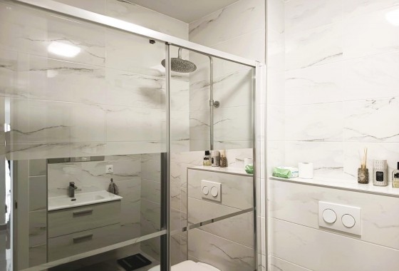 Resale - Apartment / flat - Torrevieja - Costa Blanca