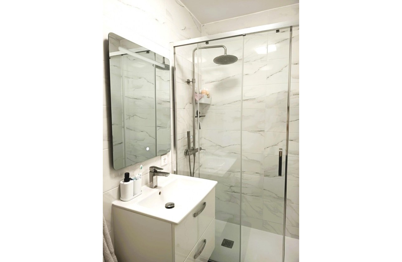 Resale - Apartment / flat - Torrevieja - Costa Blanca