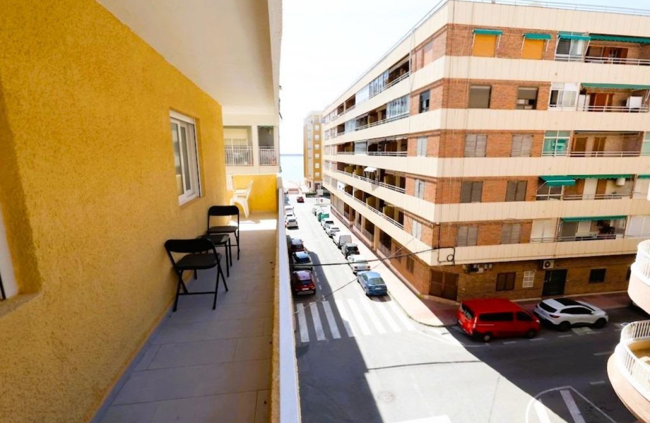 Resale - Apartment / flat - Torrevieja - Costa Blanca