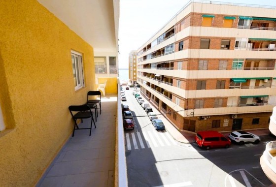 Resale - Apartment / flat - Torrevieja - Costa Blanca