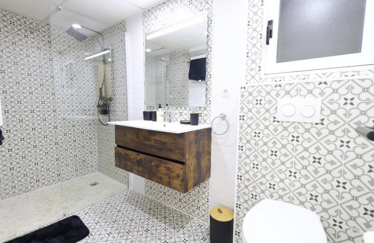 Reventa - Apartamento / piso - Torrevieja - Costa Blanca