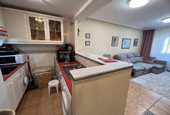 Reventa - Apartamento / piso - Torrevieja - Aguas Nuevas
