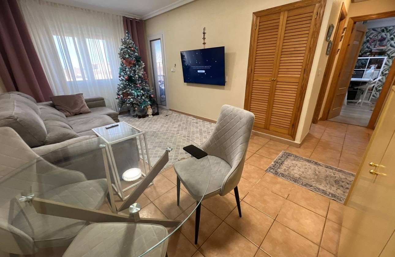 Reventa - Apartamento / piso - Torrevieja - Aguas Nuevas