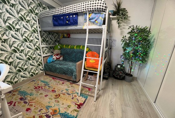 Reventa - Apartamento / piso - Torrevieja - Aguas Nuevas