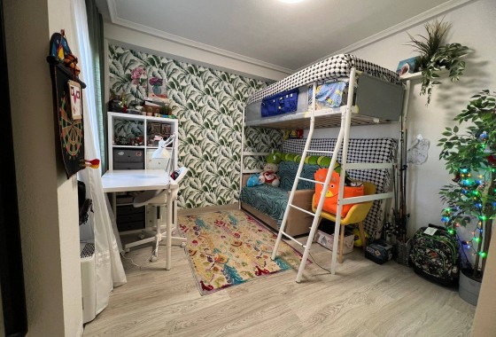 Reventa - Apartamento / piso - Torrevieja - Aguas Nuevas