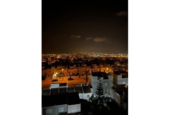 Reventa - Apartamento / piso - Torrevieja - Aguas Nuevas