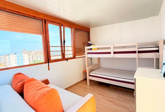 Resale - Apartment / flat - Torrevieja - Nueva Torrevieja
