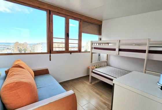 Resale - Apartment / flat - Torrevieja - Nueva Torrevieja