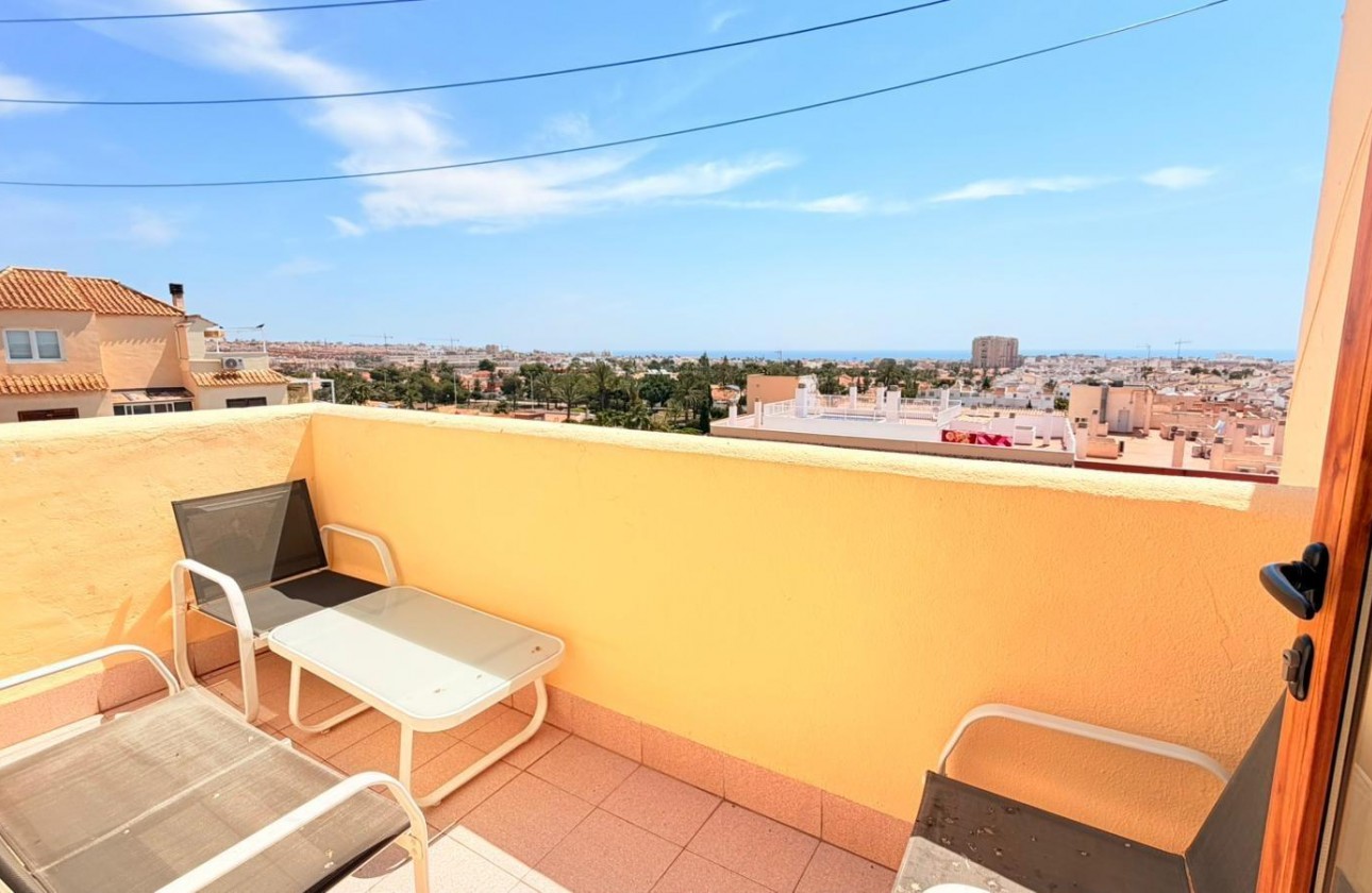 Resale - Apartment / flat - Torrevieja - Nueva Torrevieja