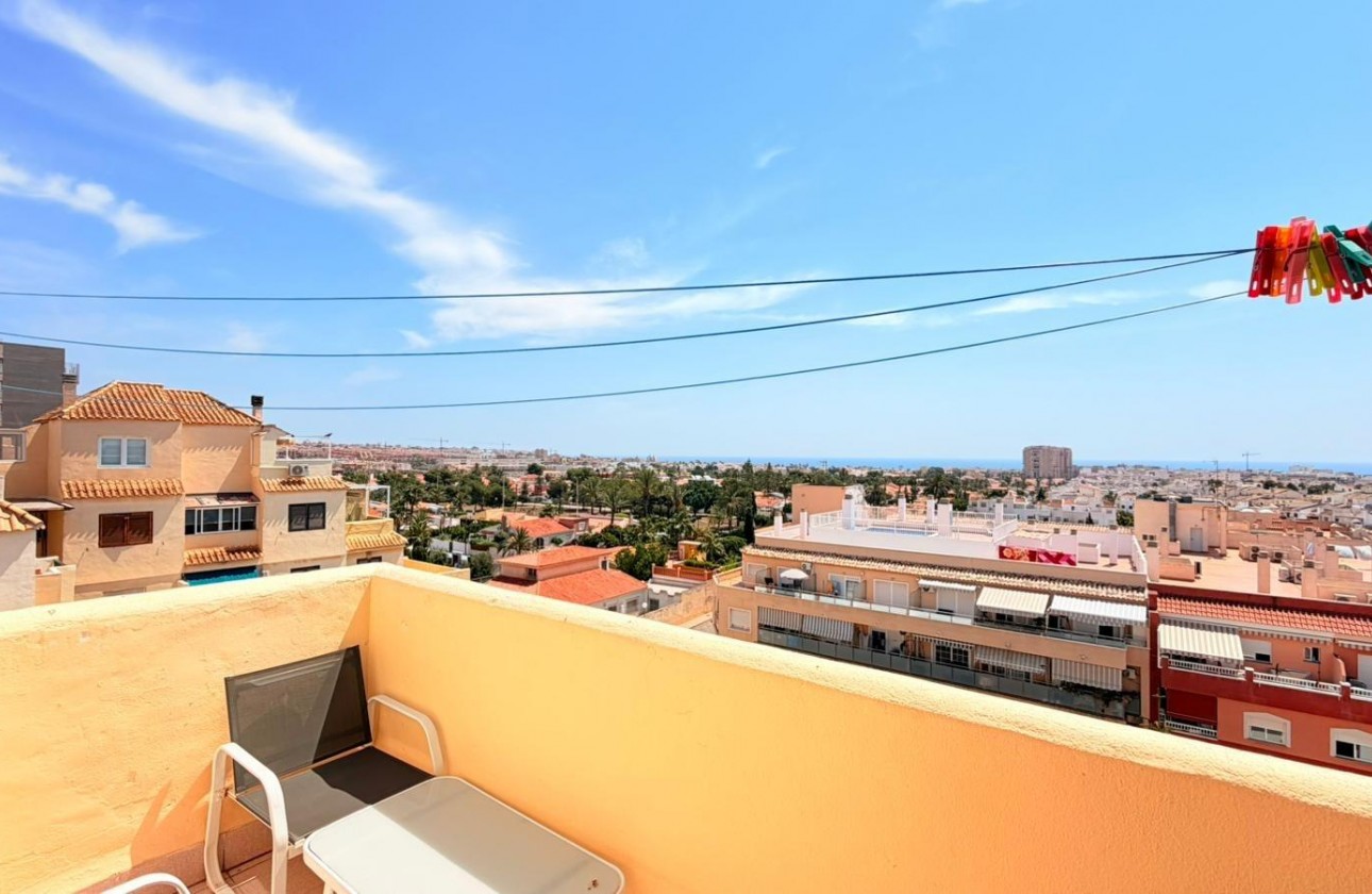 Resale - Apartment / flat - Torrevieja - Nueva Torrevieja
