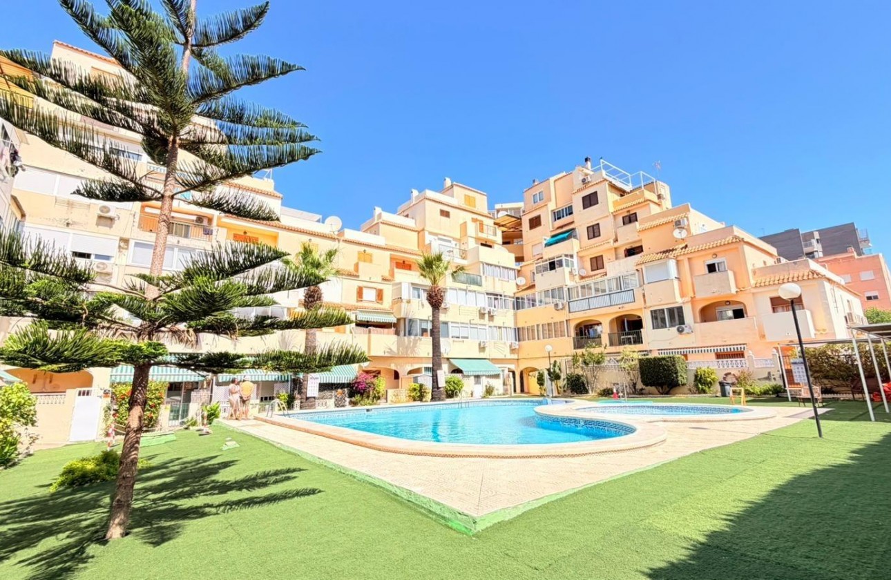 Resale - Apartment / flat - Torrevieja - Nueva Torrevieja
