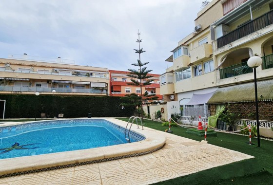 Resale - Apartment / flat - Torrevieja - Nueva Torrevieja