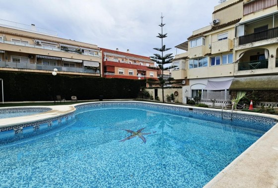Resale - Apartment / flat - Torrevieja - Nueva Torrevieja