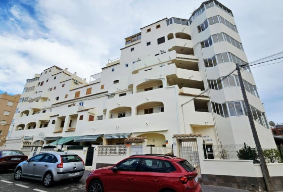 Resale - Apartment / flat - Torrevieja - Nueva Torrevieja