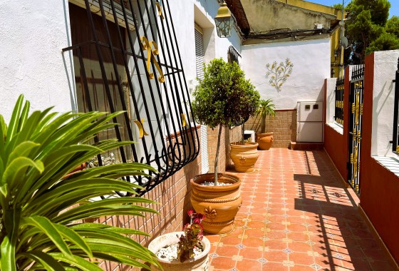 Revente - Property - Rafal - Inland
